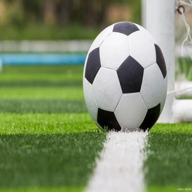 季后赛关键卡位战全面解析